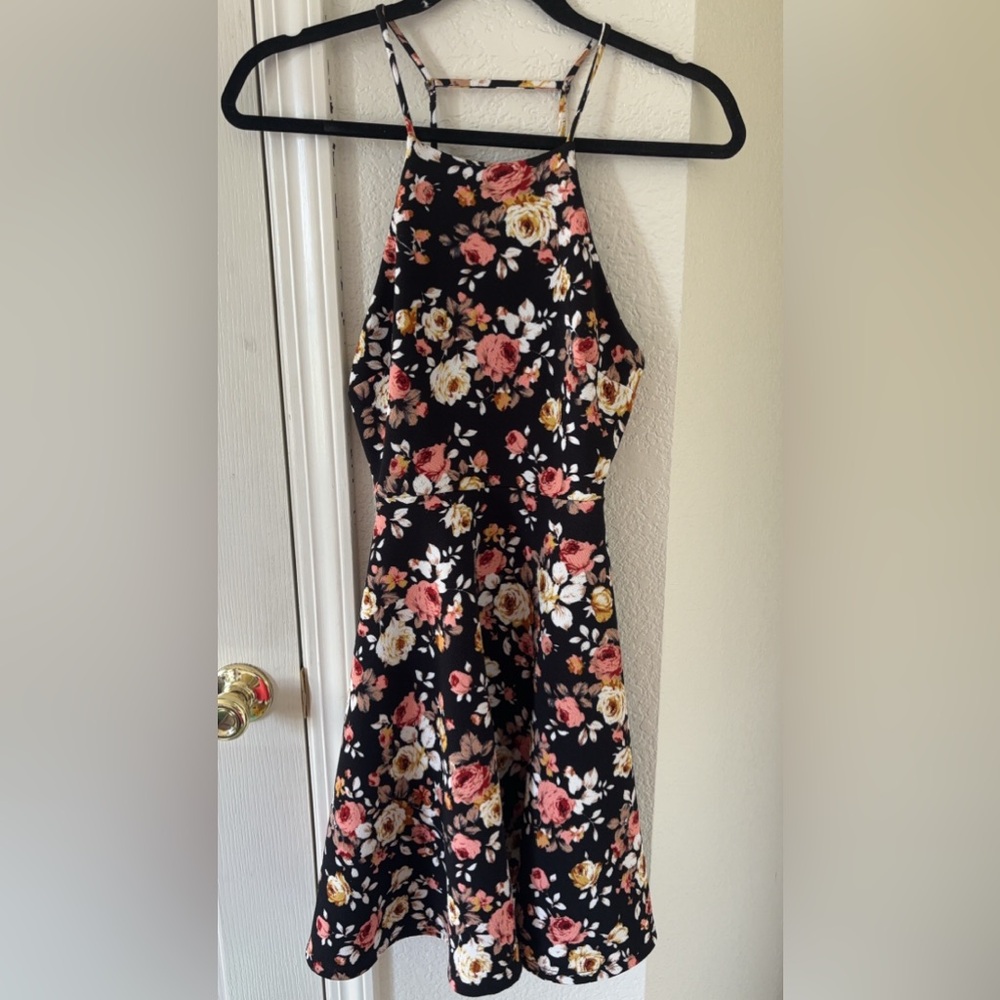 gLARE Floral Summer Dress